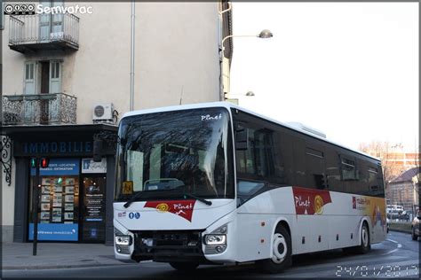 Iveco Bus Crossway Pinet Voyageurs Place Du Revely Flickr