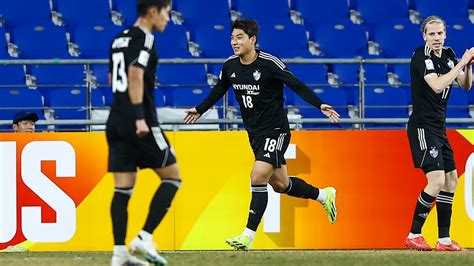 Afc Champions League Ulsan Hyundai Turn On The Style Against Ventforet