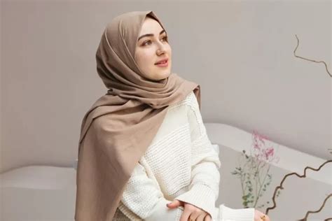 10 Ide Outfit Bukber Hijab Simpel Untuk Wanita Agar Tampil Elegan Dan Kekinian Masagipedia