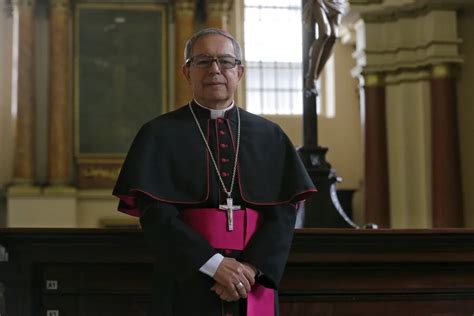 Monseñor Luis José Rueda arzobispo de Bogotá fue nombrado cardenal