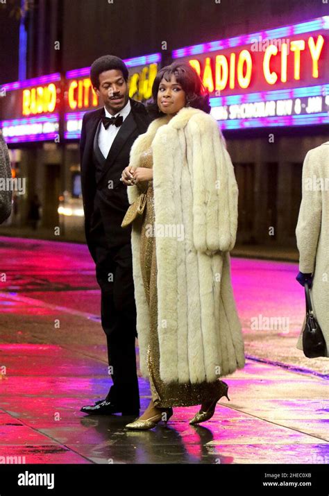 New York Ny 20191108 Jennifer Hudson Wearing A Diamonds Necklace