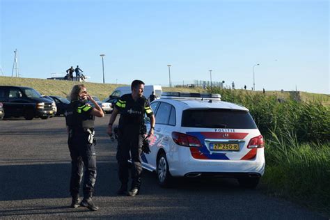 Veel Politie Op De Been Na Melding Van Schietpartij Eerste Weegje