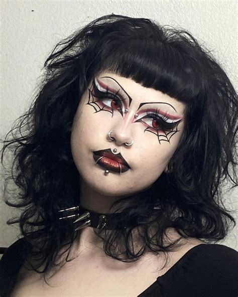 Pin On Makeup Goth Eye Makeup Goth Makeup Edgy Makeup