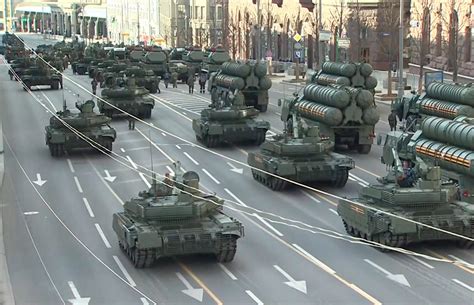 Парад 9 Мая на Красной площади: что ждет зрителей и какие фейки ...