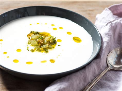 Ajo Blanco (Spanish Chilled "White Gazpacho" Bread and Almond Soup) Recipe