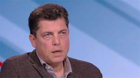 Милен Велчев: Почнем ли да харчим безразсъдно, ни чака гръцкият ...