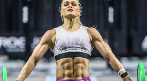 Katrin Davidsdottir Has The Most Epic Save Of The Day The Wod Life