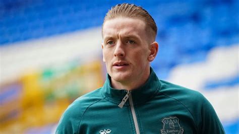 Jordan Pickford: Everton and England goalkeeper signs new four-and-a ...