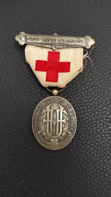 MÉDAILLE CROIX ROUGE française Union des femmes de France EUR 40 00