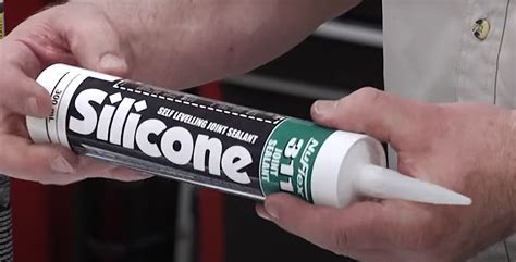 Top 5 Best Rv Roof Sealants [july 2023 Review] Rvprofy