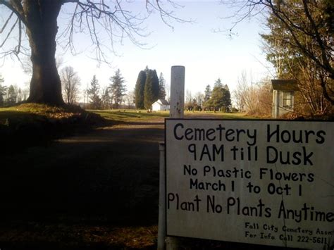 Gc F R Spirit Quest The Fall City Cemetery Traditional Cache In