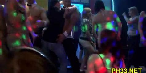 Naked Waiters Welcomes To Fuck Tnaflix