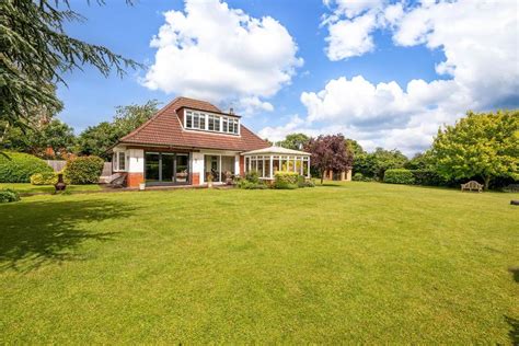 Scothern Lane Sudbrooke Lincoln 3 Bed Detached House For Sale £525 000