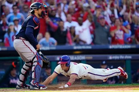 Citizens Bank Park S Design Helped J T Realmuto Make MLB Playoffs History