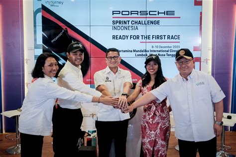 Siaran Pers Menparekraf Dukung Porsche Sprint Challenge Indonesia