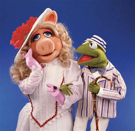 Misspiggy And Kermit Miss Piggy Muppets The Muppet Movie Muppets