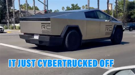 Regardez La Course Du Tesla Cybertruck Depuis Le Feu Tricolore Comme