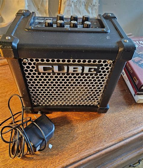 ROLAND MICRO CUBE GX Guitar Black Output 3 Watt Battery Powered