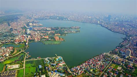 Snapshots Of Beautiful West Lake In Hanoi