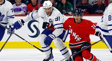 Maple Leafs Beat Hurricanes Extend Win Streak To Three Games