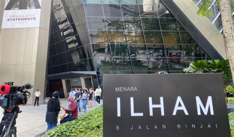 Syarikat di Menara Ilham beroperasi seperti biasa