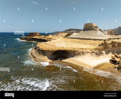 Berühmte Touristische Attraktion Auf Der Insel Gozo Die Salzpfannen In