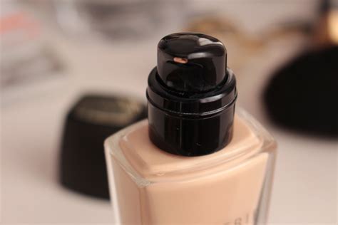 Guerlain Lingerie De Peau Invisible Skin Fusion Foundation Beauty Tricks