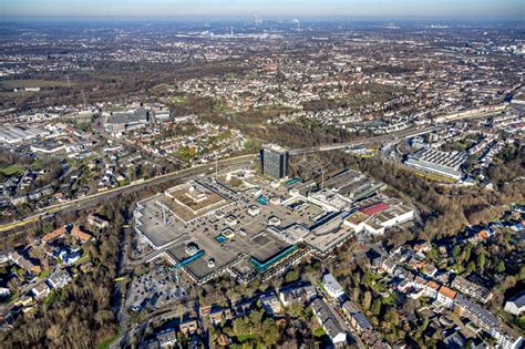 Luftaufnahme Mülheim an der Ruhr Gebäude des Einkaufszentrum RRZ