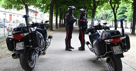 Arezzo Sgominata La Baby Gang Famiglia Montana Si Ispiravano A