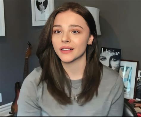 Chloe Moretz As Brunette Damn Scrolller