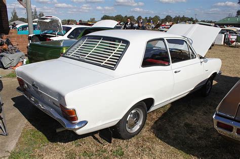 Fileholden Torana Hb 16219523841 Wikimedia Commons