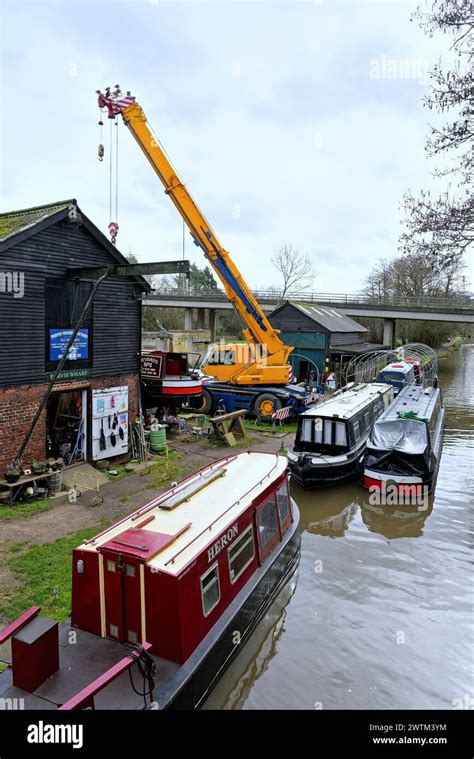 Parvis Wharf Boatyard Hi Res Stock Photography And Images Alamy