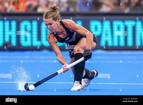 AMSTELVEEN NETHERLANDS JULY 12 Frances Davies Of New Zealand During