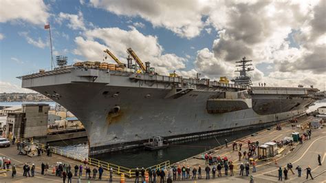 Uss Nimitz Docks For Year Long Maintenance King