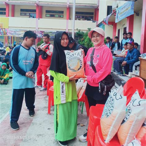 Hj Sri Ikut Meriahkan Milad Muhammadiyah Siagasatu Co Id