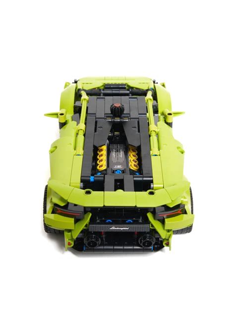 LEGO® Technic™ Lamborghini Huracán Tecnica | Lamborghini Store