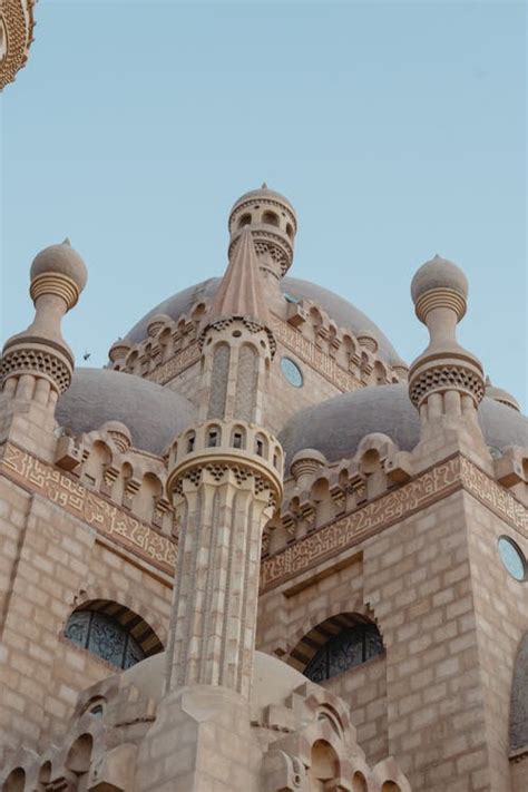 Al Noor Mosque Under Blue Sky · Free Stock Photo