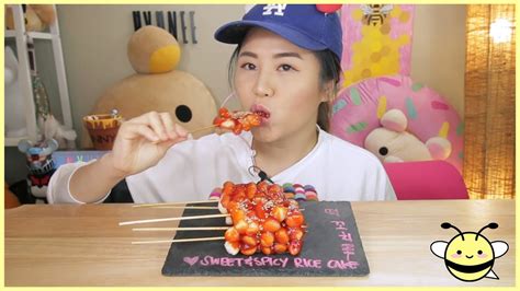 Asmr Spicy Rice Cakes Eating Sounds Youtube