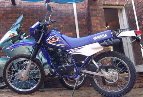 Yamaha Dt Motorcycles Photos Video Specs Reviews Bike Net