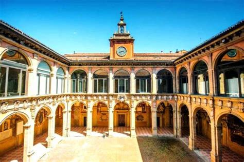 Lavoro Facile Università di Bologna assume 18 addetti ai servizi di