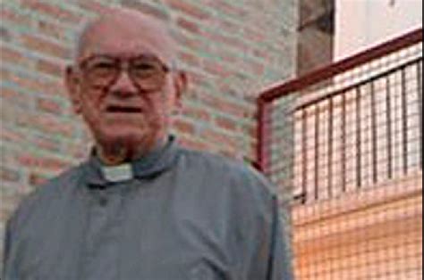 Con una misa homenajearon al padre Danelutti El padre Ángel José