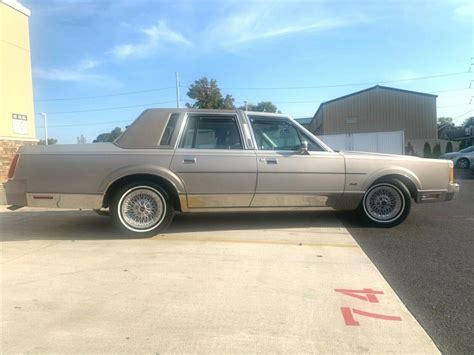 1989 Lincoln Town Car Rare Cartier Edition Only 38000 Original Miles No Reserve For Sale