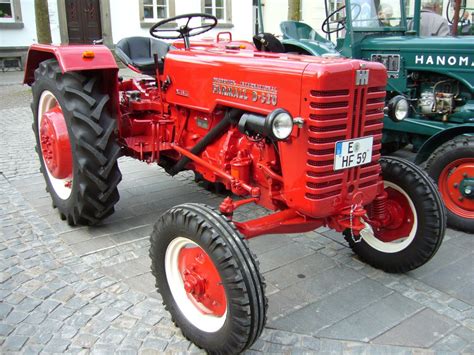 Mccormick Mc Cormick Farmall D 212kulturgut 58 Jahre Alt Wheel Images