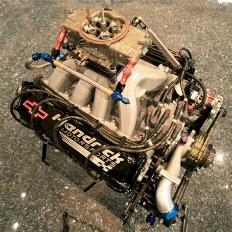 Modern Nascar Engine