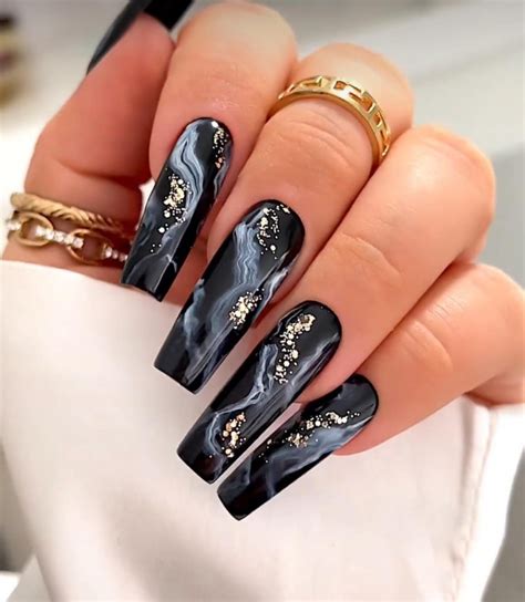 Black Acrylic Nails