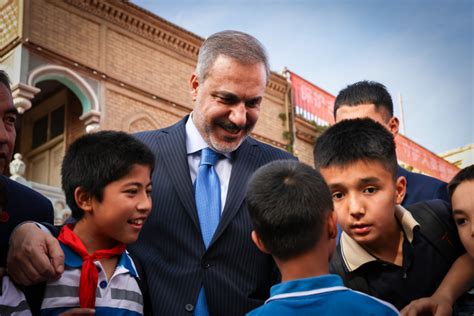 Bakan Fidan Uygur Özerk Bölgesi ni ziyaret etti Son Dakika Haberleri