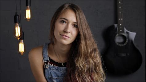 Lauren Daigle Releases Still Rolling Stones Social Distancing Video Apostles That Rock