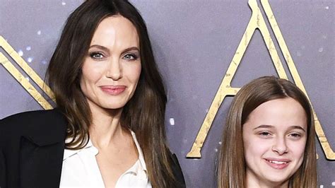 Angelina Jolie And Daughter Vivienne Match In Beige Pants At Theatre