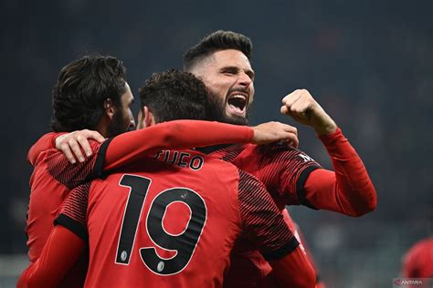 Hasil Liga Europa Duo Italia AC Milan Dan AS Roma Lolos Ke 16 Besar