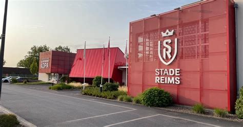 Mercato Reims Une Bataille Entre Deux Clubs De Ligue 1 Pour Ce Milieu